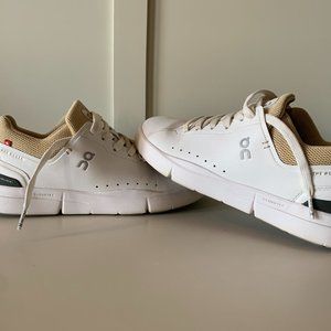 On Cloud, Size 8, White